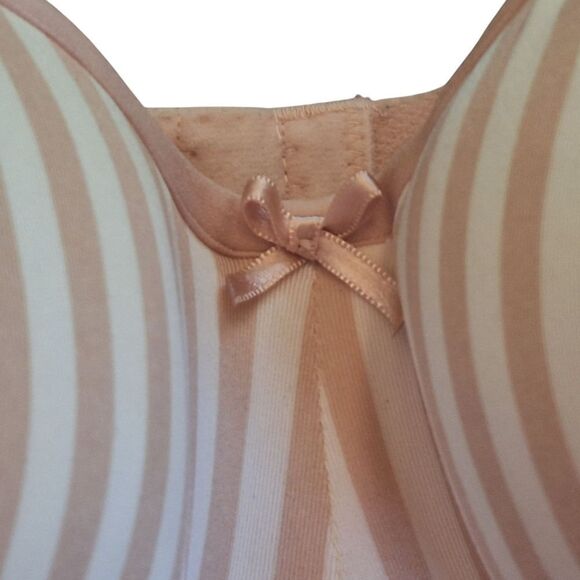 Cacique Bra 40F Lightly Lined Balconette Smooth Underwire Blush Pink Stripes - Picture 3 of 16